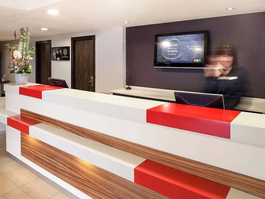 Ibis Hotel Dublin 3*,