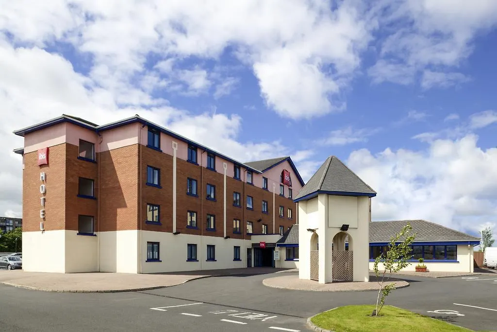 Ibis Hotel Dublin 3*,